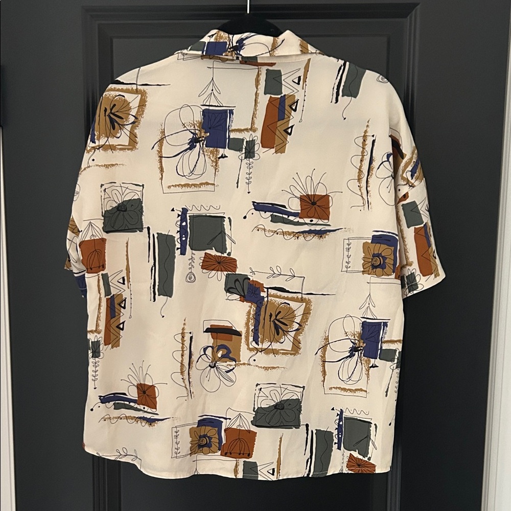 Abstract Print Button Up T-Shirt - Picture 2 of 5